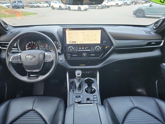 2023 Toyota Highlander XSE