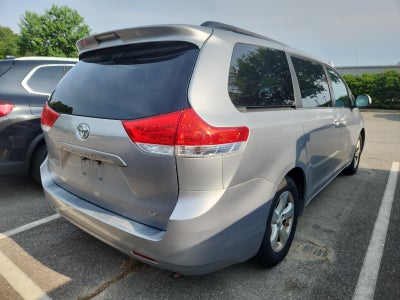 2014 Toyota Sienna LE