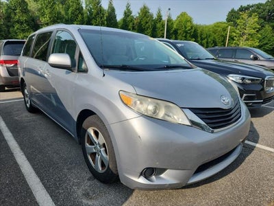2014 Toyota Sienna LE