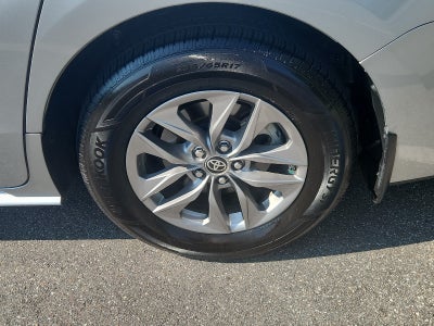 2024 Toyota Sienna LE