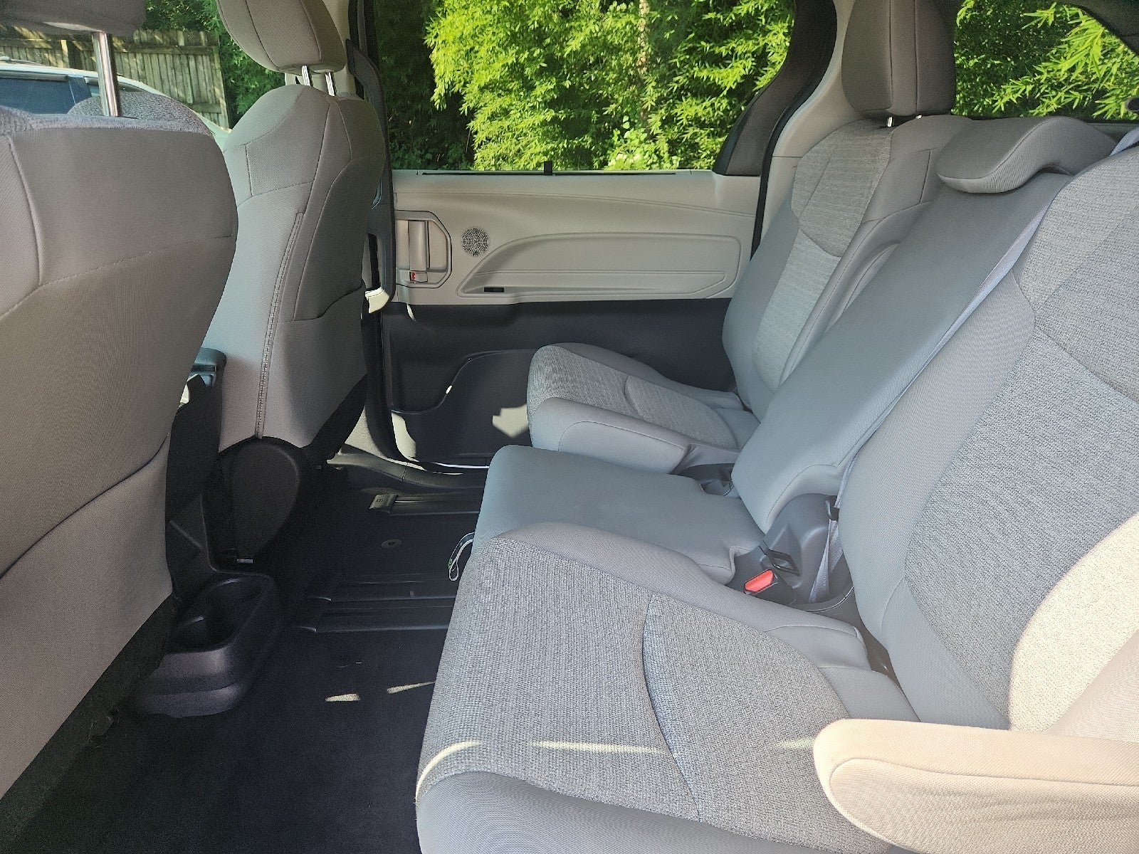 2024 Toyota Sienna LE