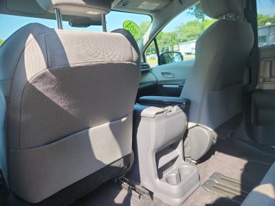 2024 Toyota Sienna LE