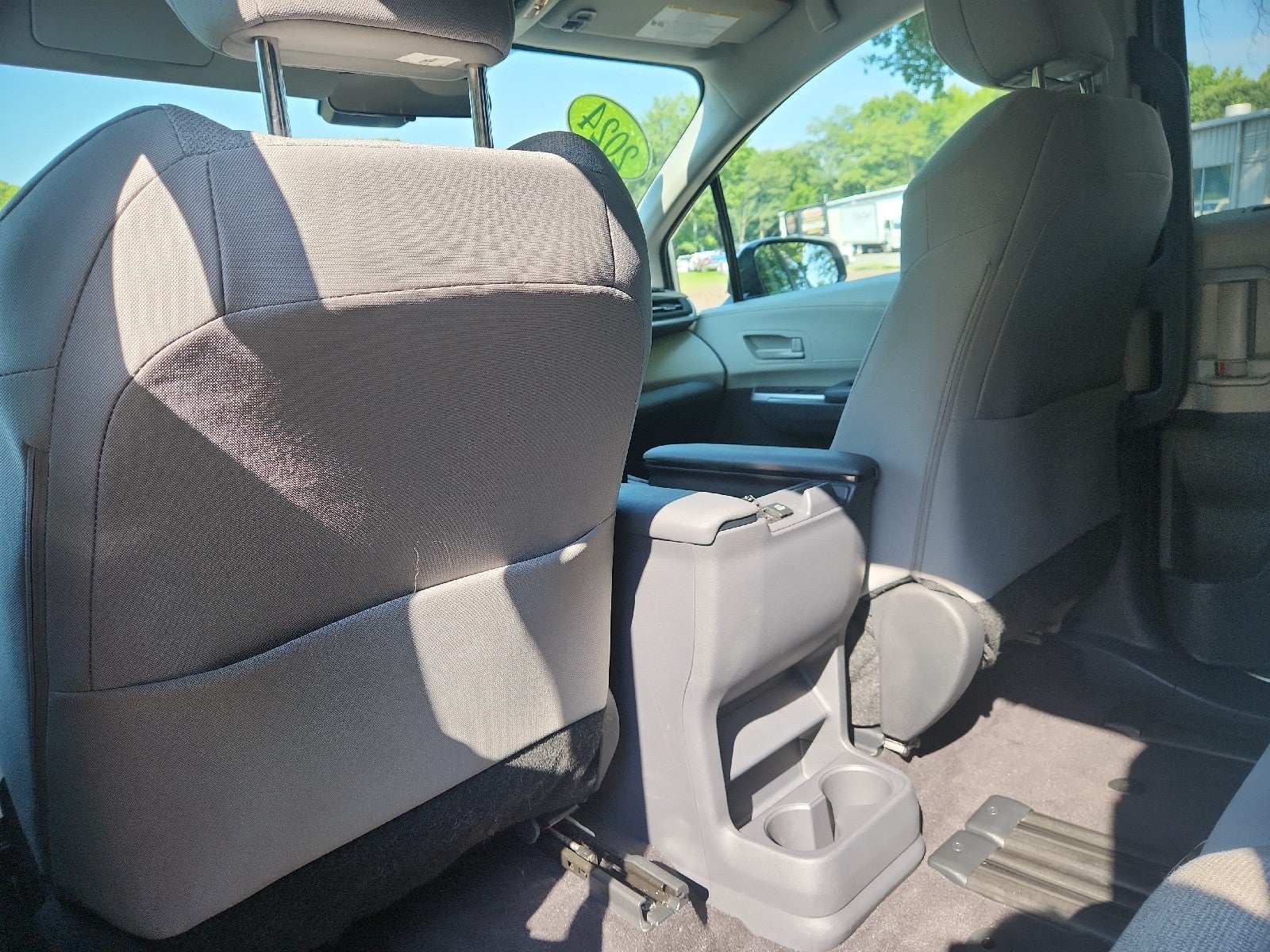 2024 Toyota Sienna LE
