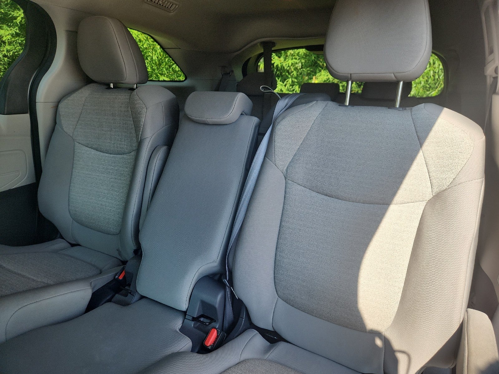 2024 Toyota Sienna LE