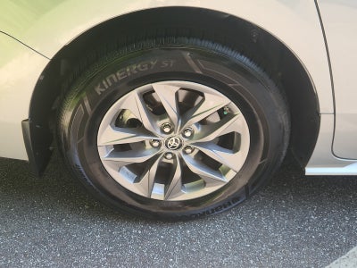 2024 Toyota Sienna LE