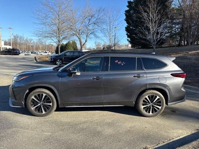 2022 Toyota Highlander XSE