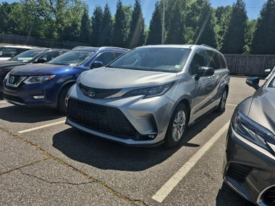 2021 Toyota Sienna XSE