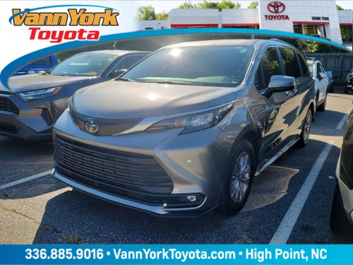 2026 Toyota Sienna XLE