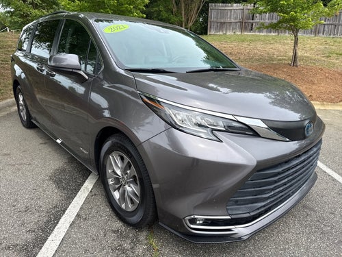 2021 Toyota Sienna XLE