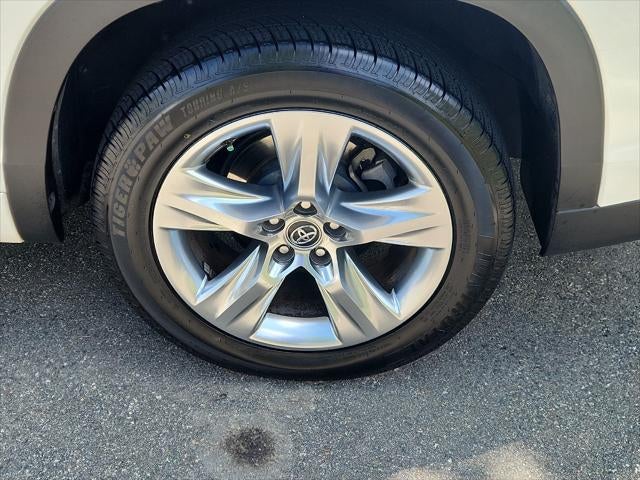 2018 Toyota Highlander Limited Platinum