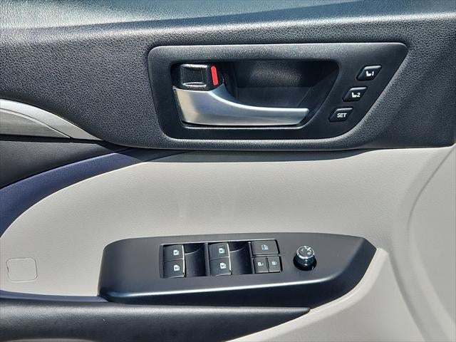 2018 Toyota Highlander Limited Platinum