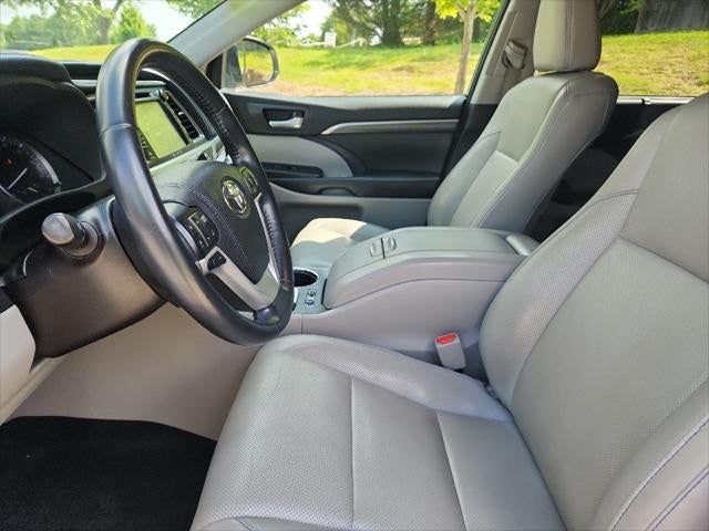 2018 Toyota Highlander Limited Platinum