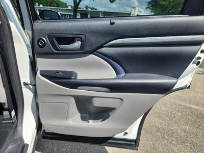 2018 Toyota Highlander Limited Platinum