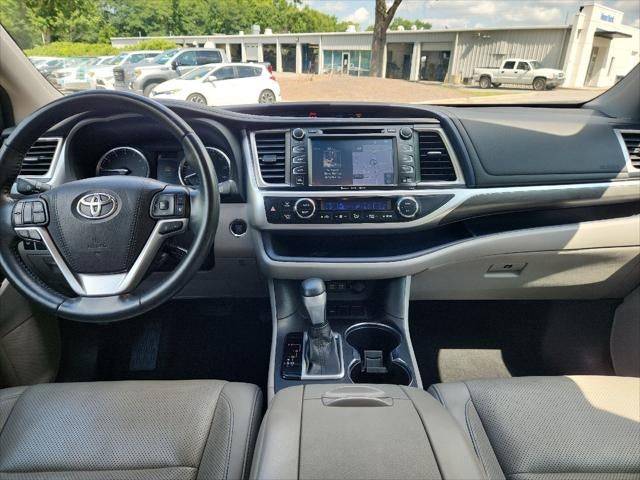 2018 Toyota Highlander Limited Platinum