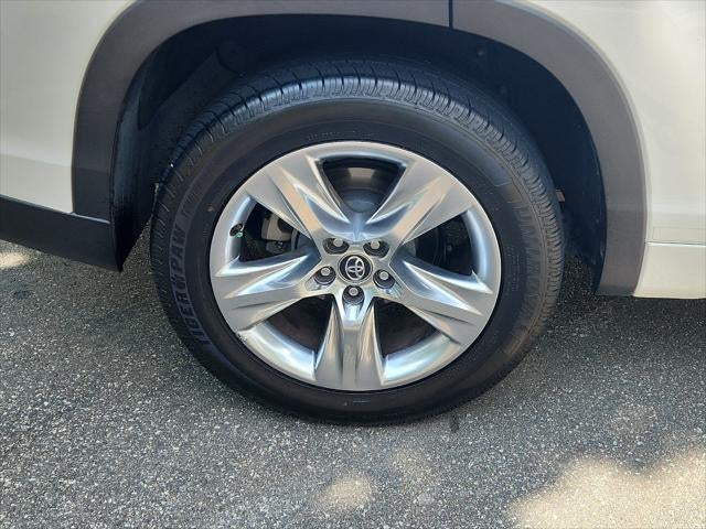 2018 Toyota Highlander Limited Platinum