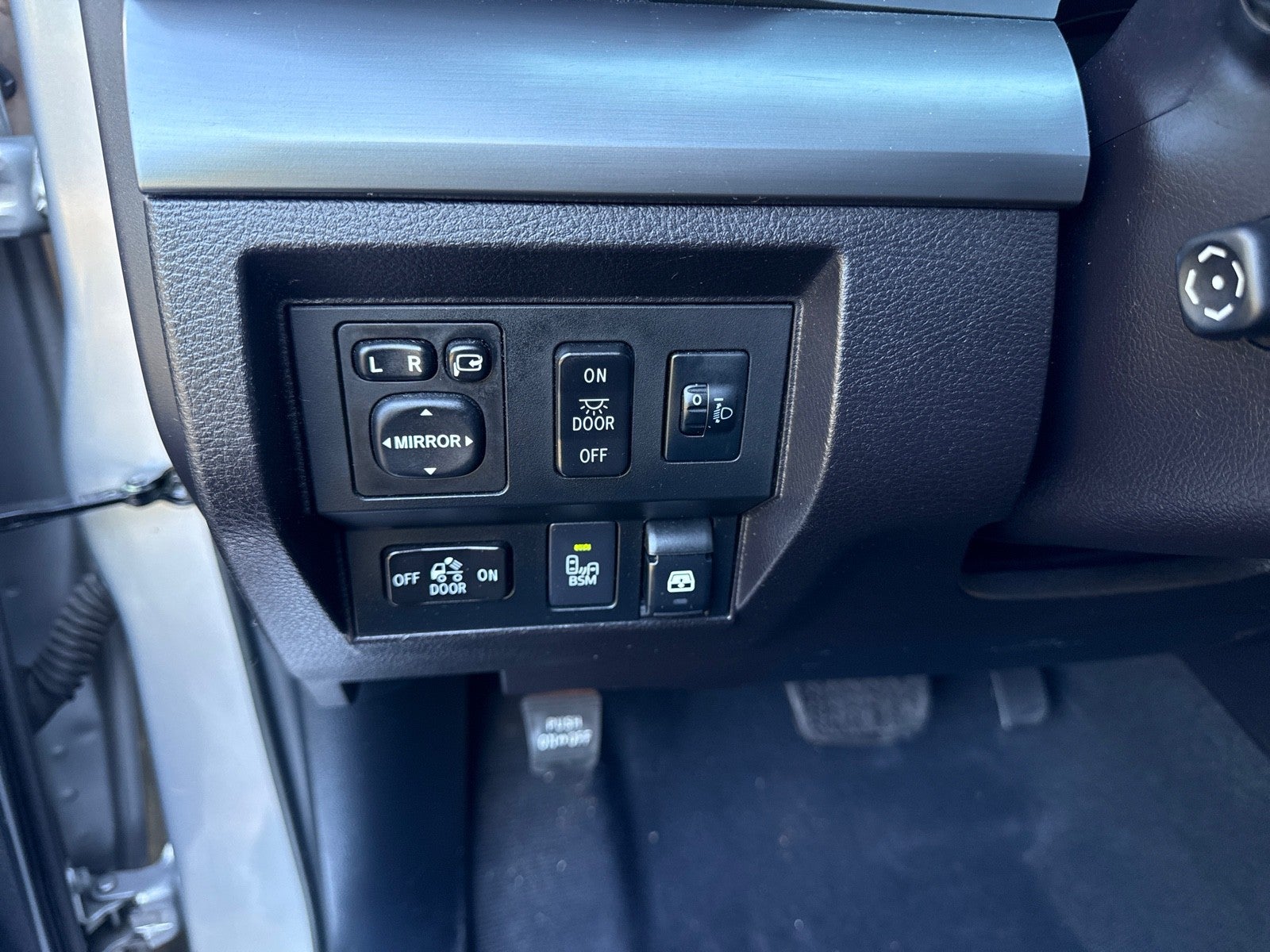 2015 Toyota Tundra 4WD Truck Platinum