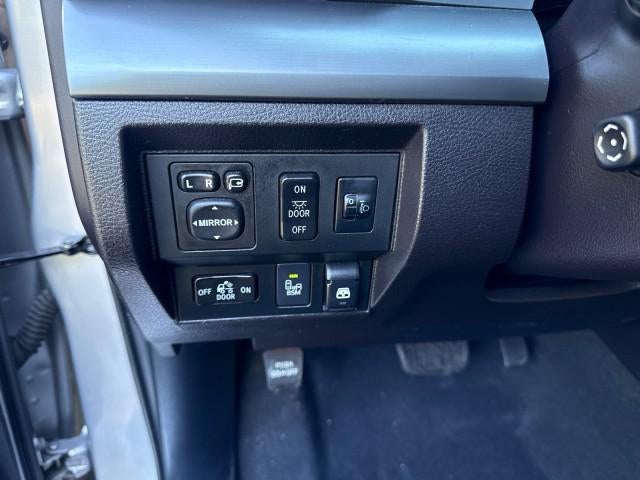 2015 Toyota Tundra 4WD Truck Platinum