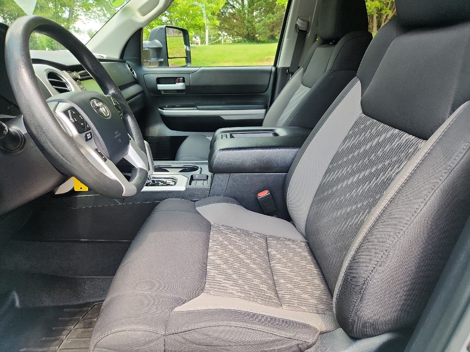 2018 Toyota Tundra 4WD SR5