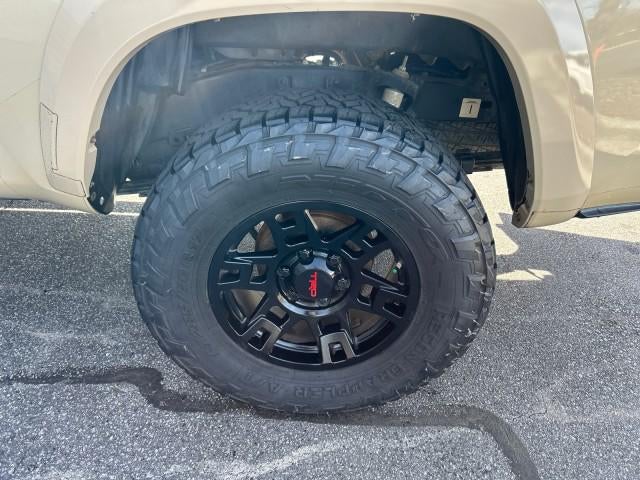 2017 Toyota Tacoma SR5