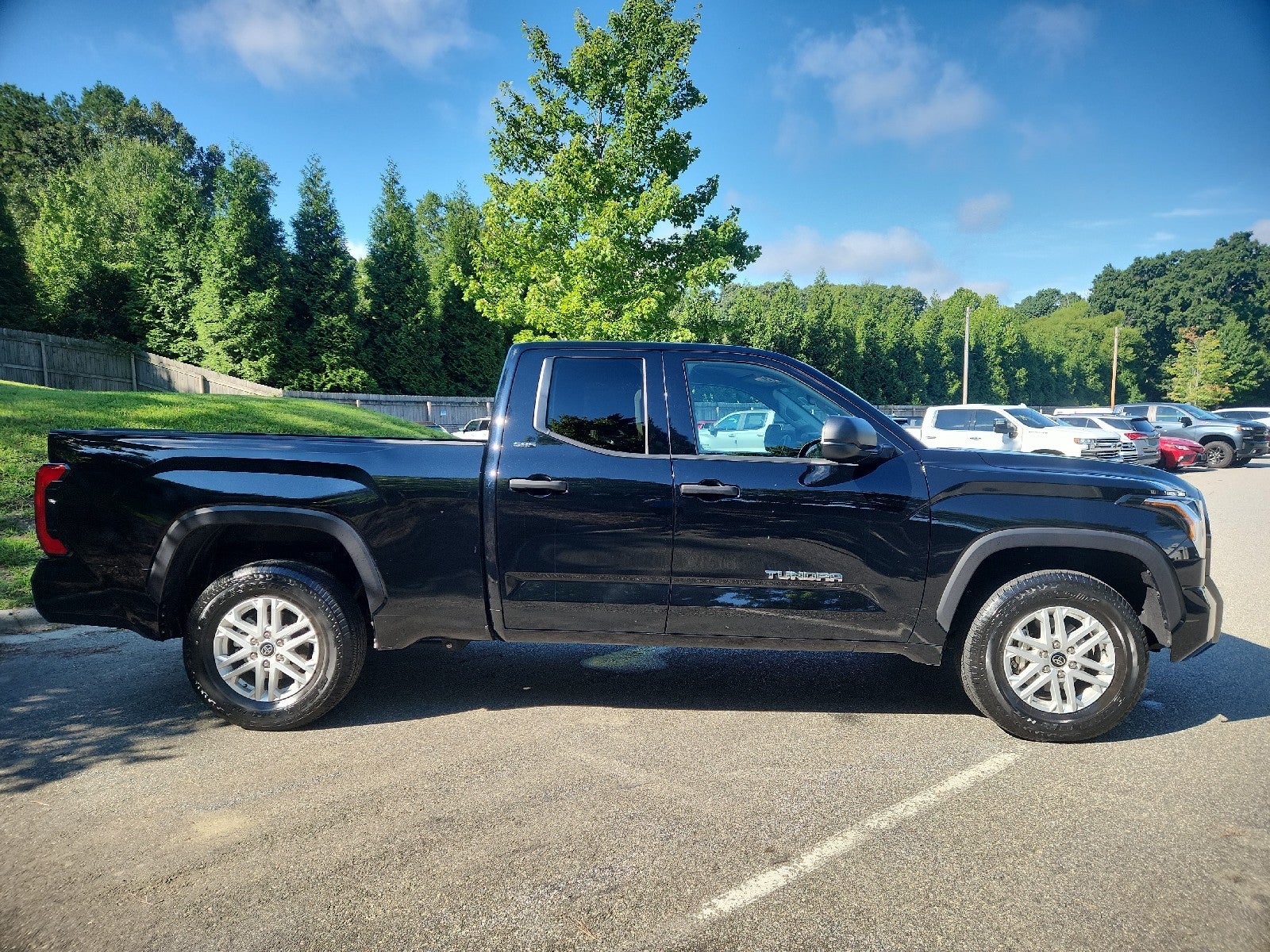 2024 Toyota Tundra 2WD SR5
