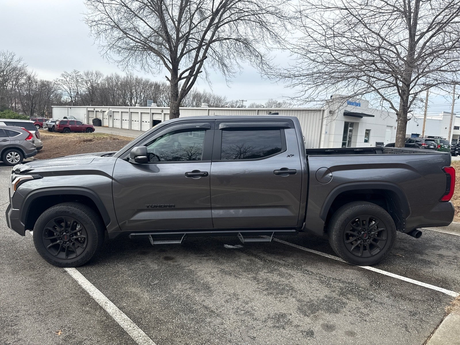 2024 Toyota Tundra 4WD SR5