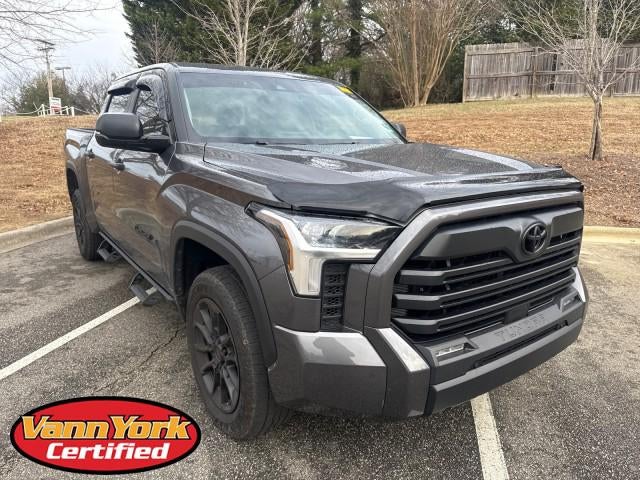 2024 Toyota Tundra 4WD SR5