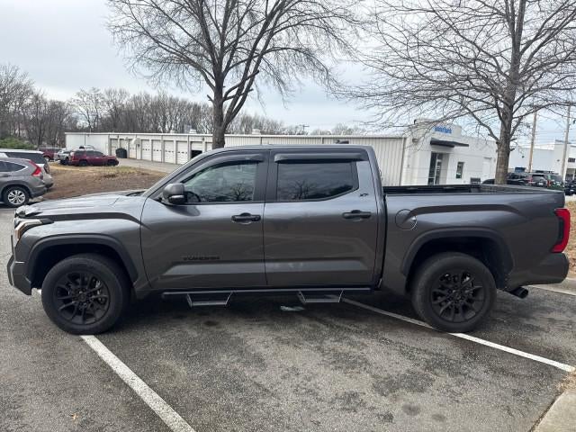 2024 Toyota Tundra 4WD SR5
