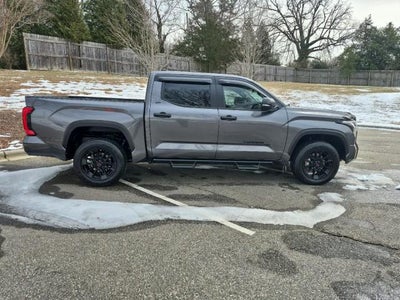 2024 Toyota Tundra 4WD SR5