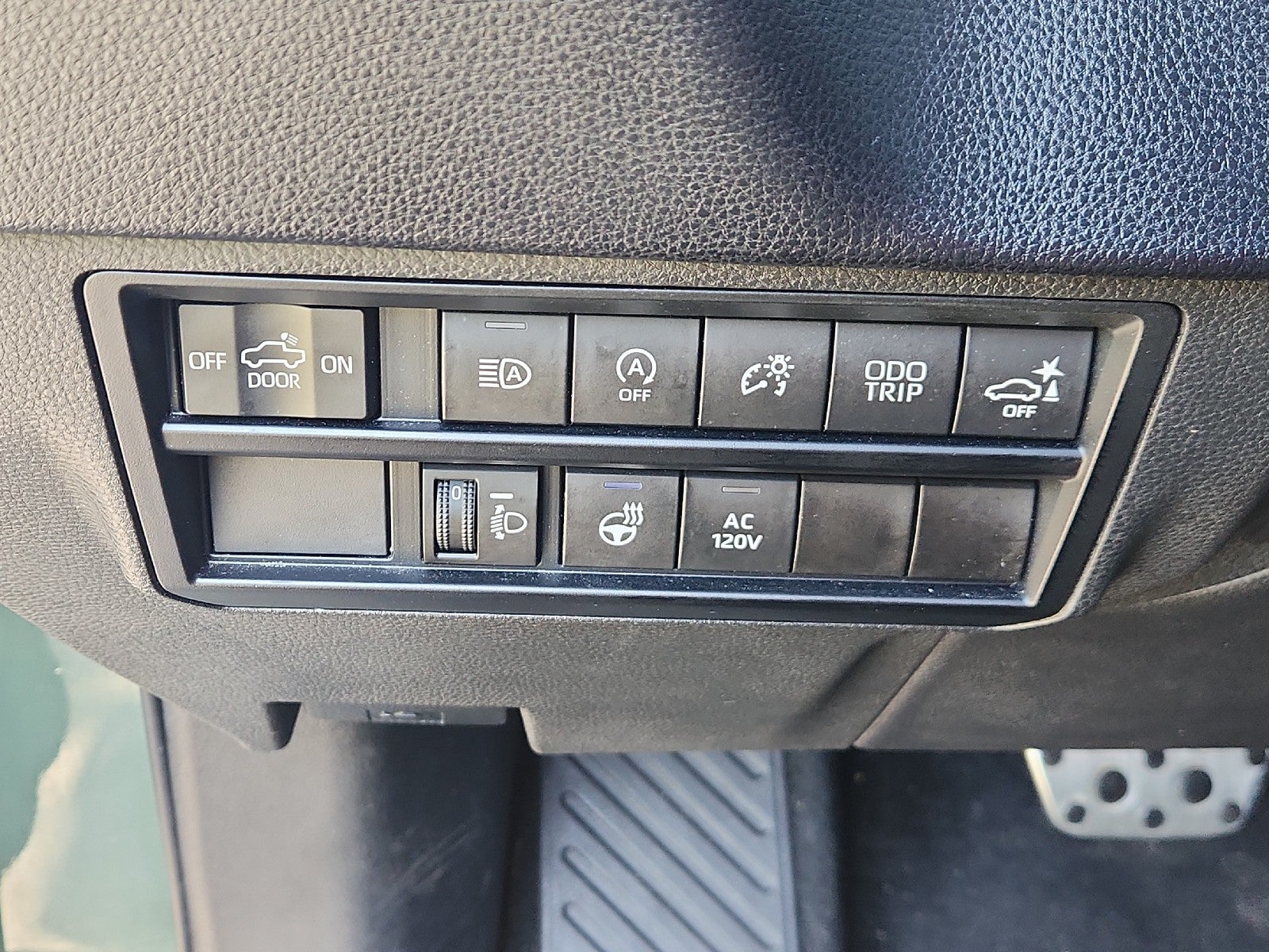 2023 Toyota Tundra 4WD SR5