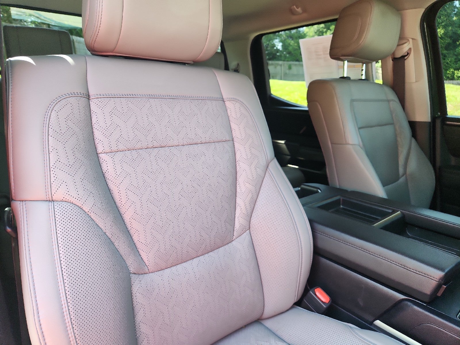 2023 Toyota Tundra 4WD SR5