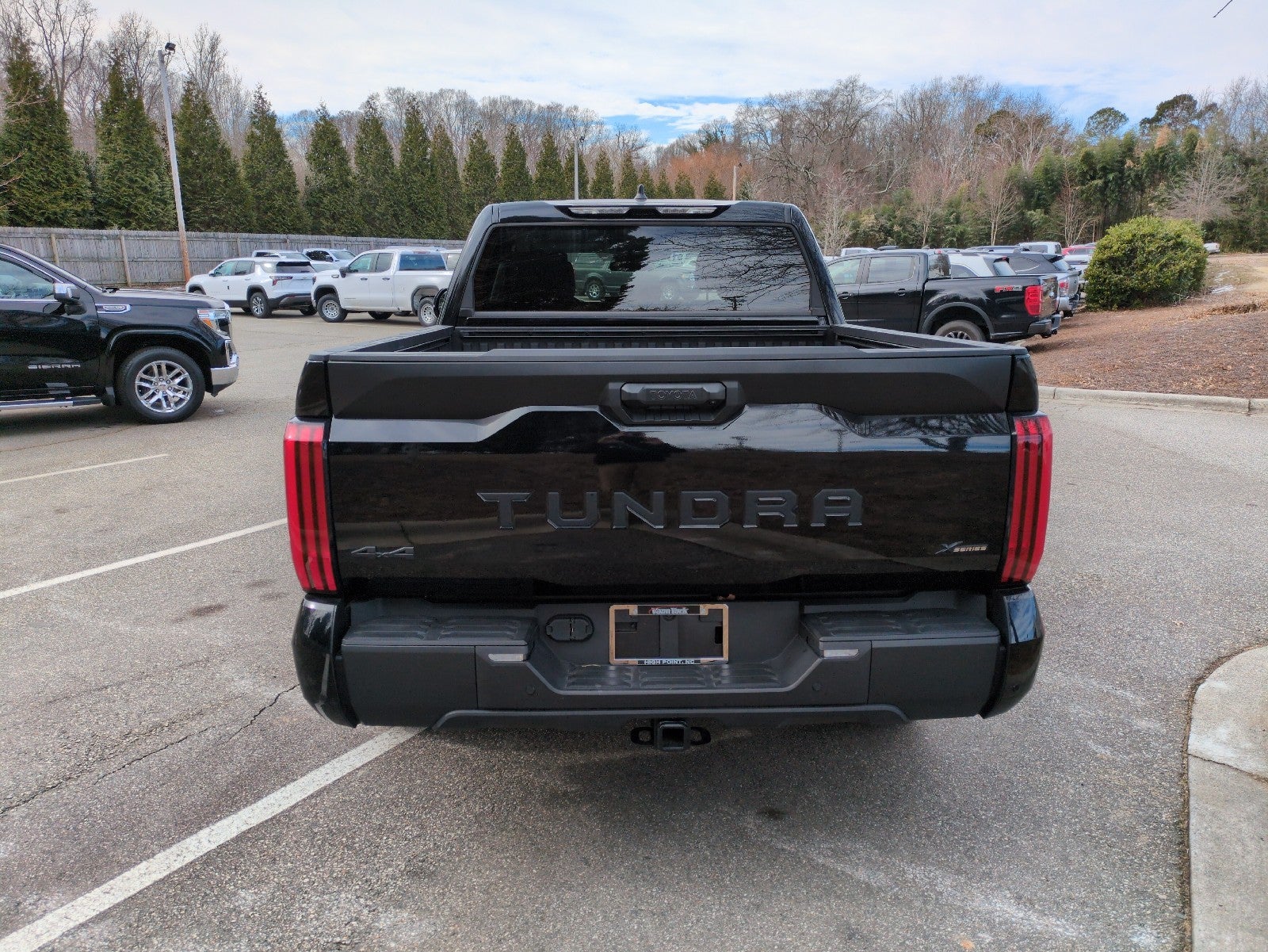 2024 Toyota Tundra 4WD SR5