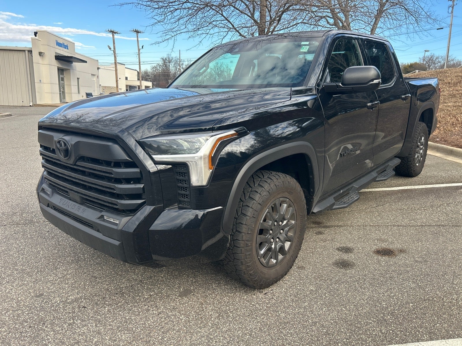 2024 Toyota Tundra 4WD SR5