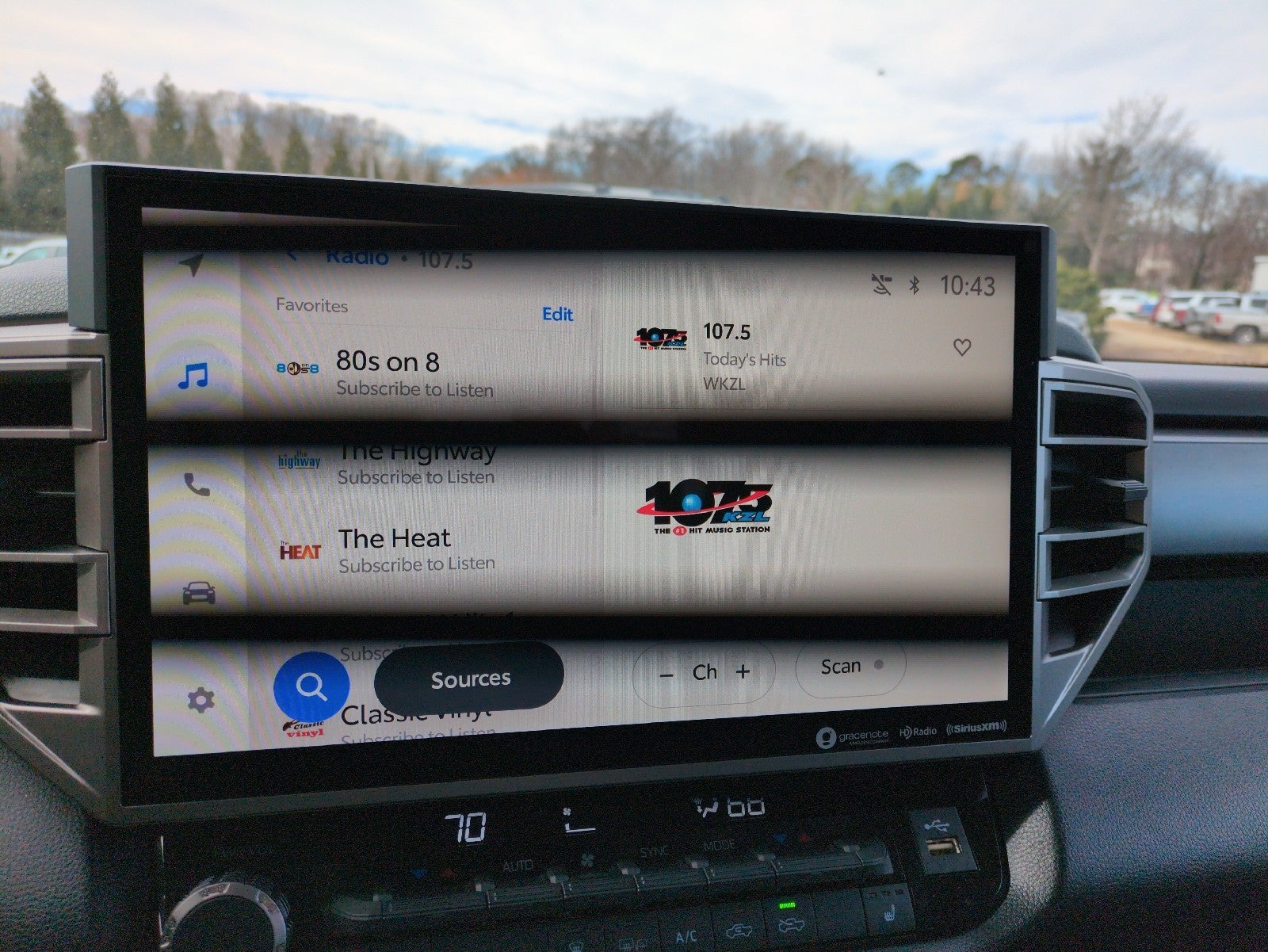 2024 Toyota Tundra 4WD SR5