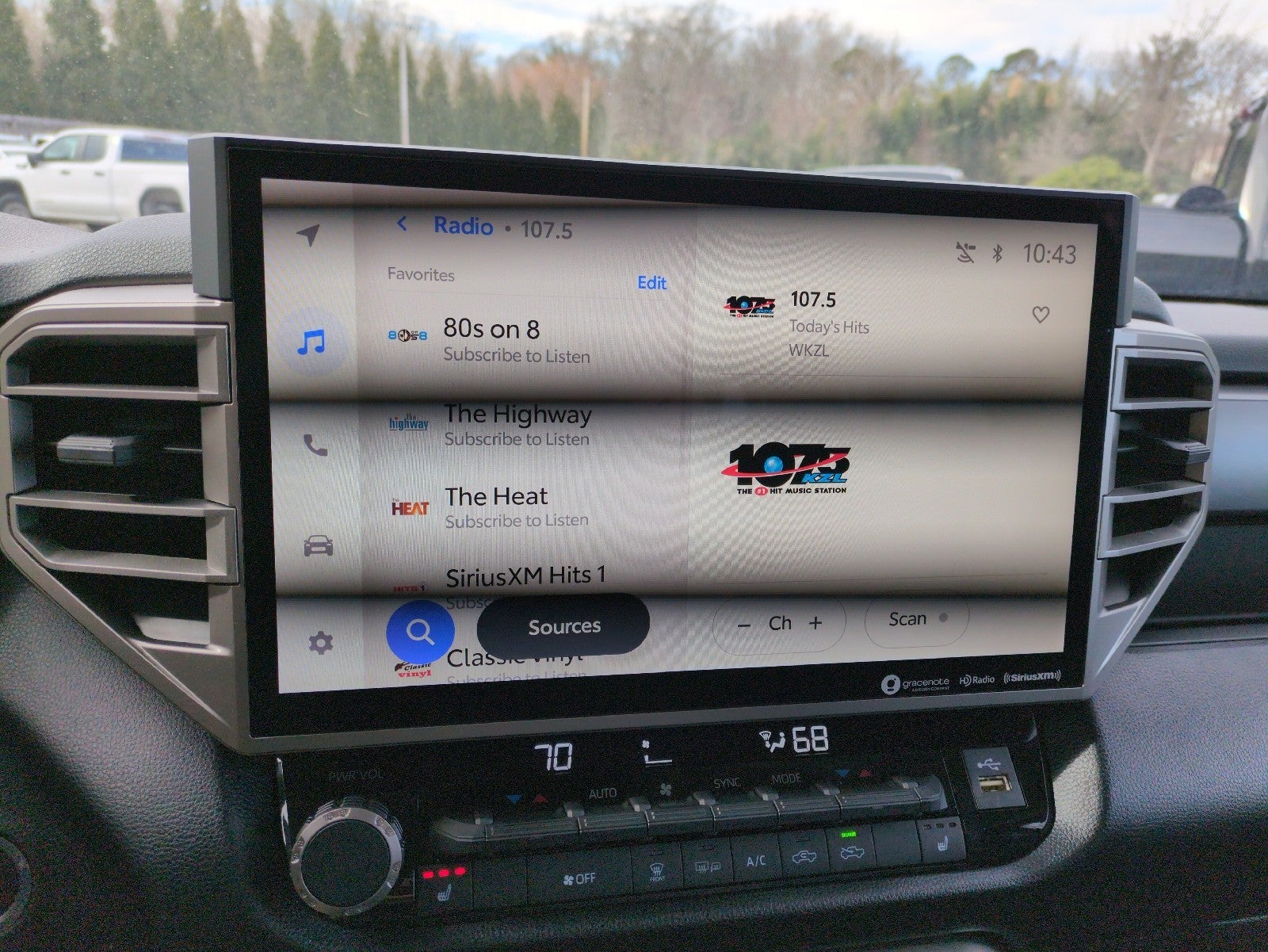 2024 Toyota Tundra 4WD SR5