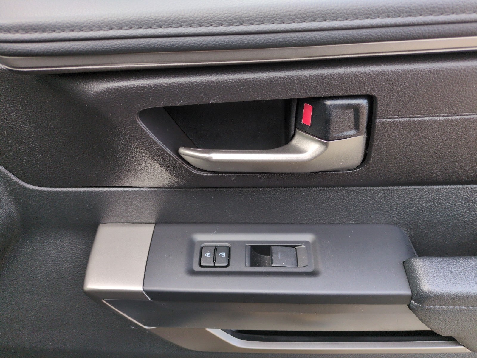 2024 Toyota Tundra 4WD SR5