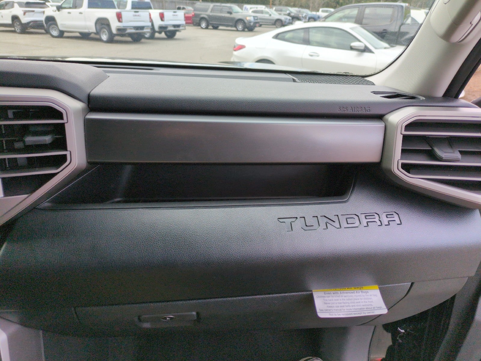 2024 Toyota Tundra 4WD SR5