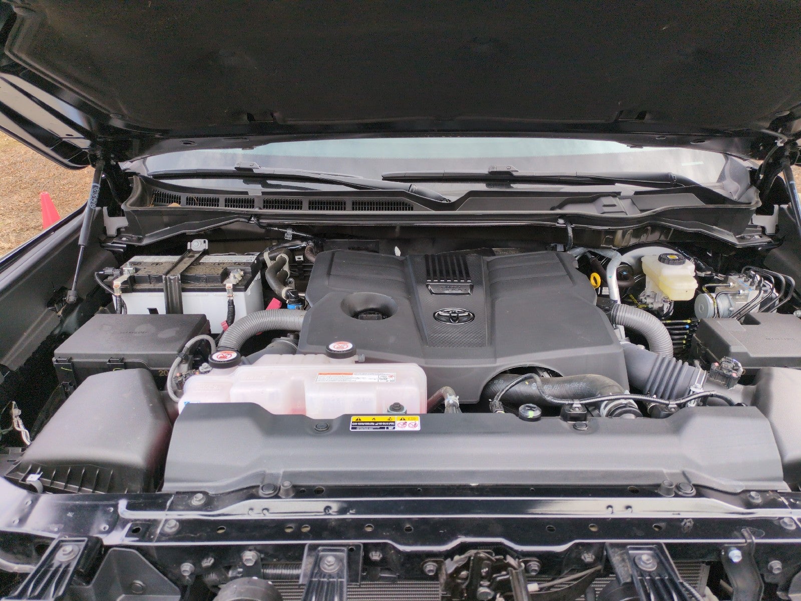 2024 Toyota Tundra 4WD SR5