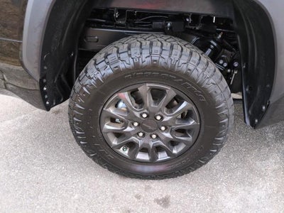 2024 Toyota Tundra 4WD SR5