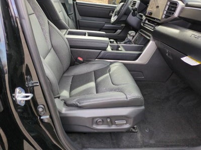 2024 Toyota Tundra 4WD SR5