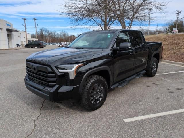 2024 Toyota Tundra 4WD SR5