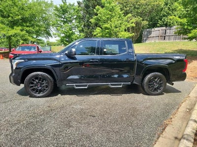 2023 Toyota Tundra 4WD SR5