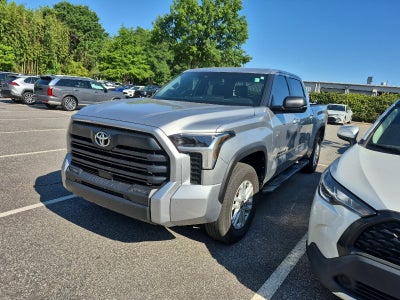 2025 Toyota Tundra 4WD SR5