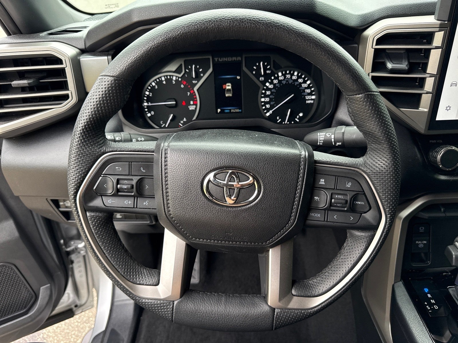 2025 Toyota Tundra 4WD SR5