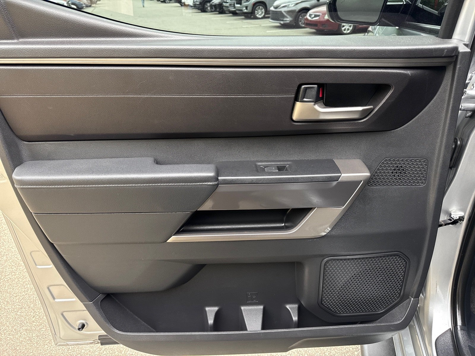 2025 Toyota Tundra 4WD SR5
