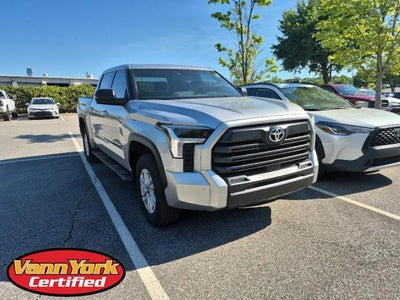 2025 Toyota Tundra 4WD SR5