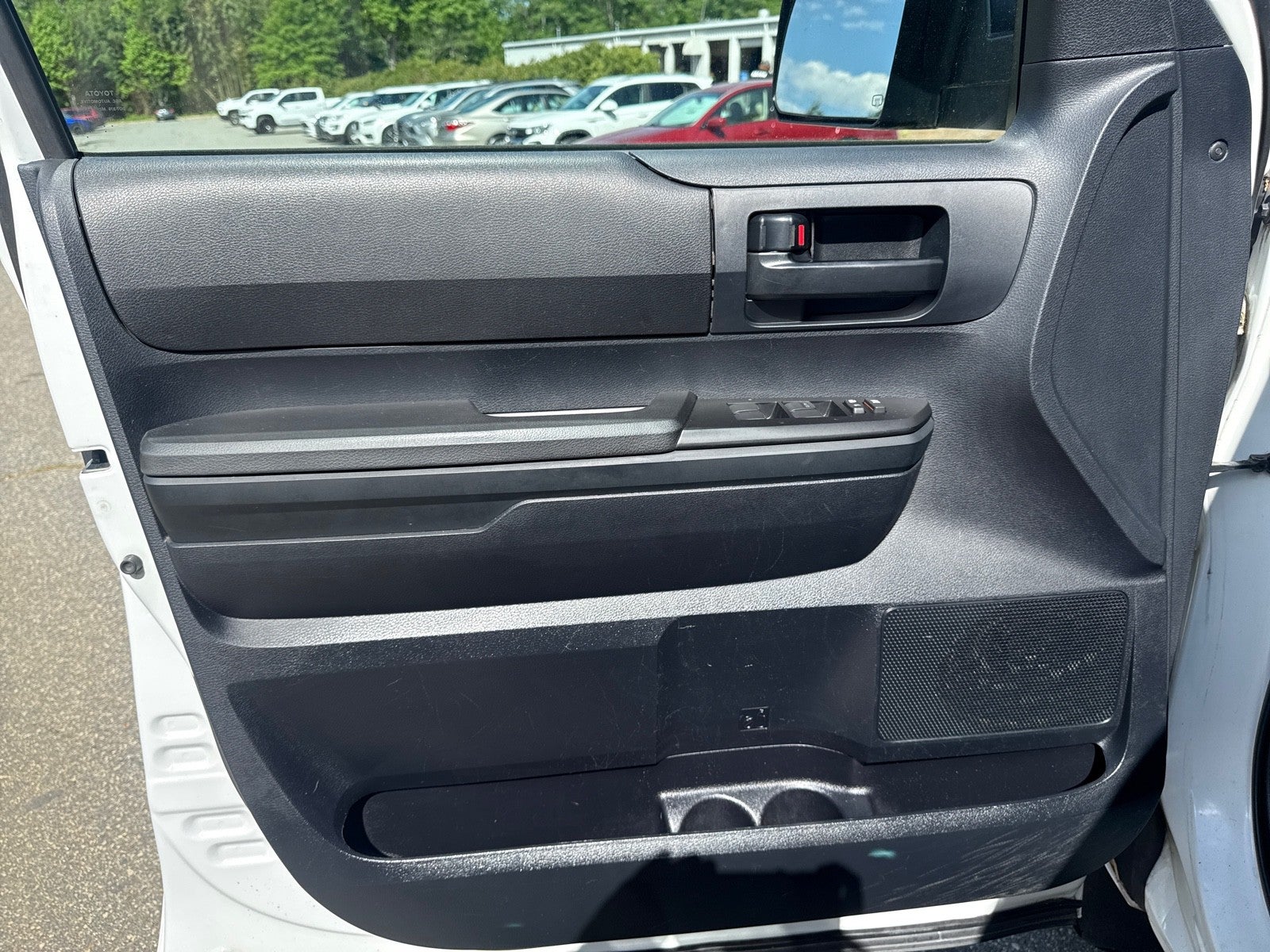 2014 Toyota Tundra 4WD Truck SR