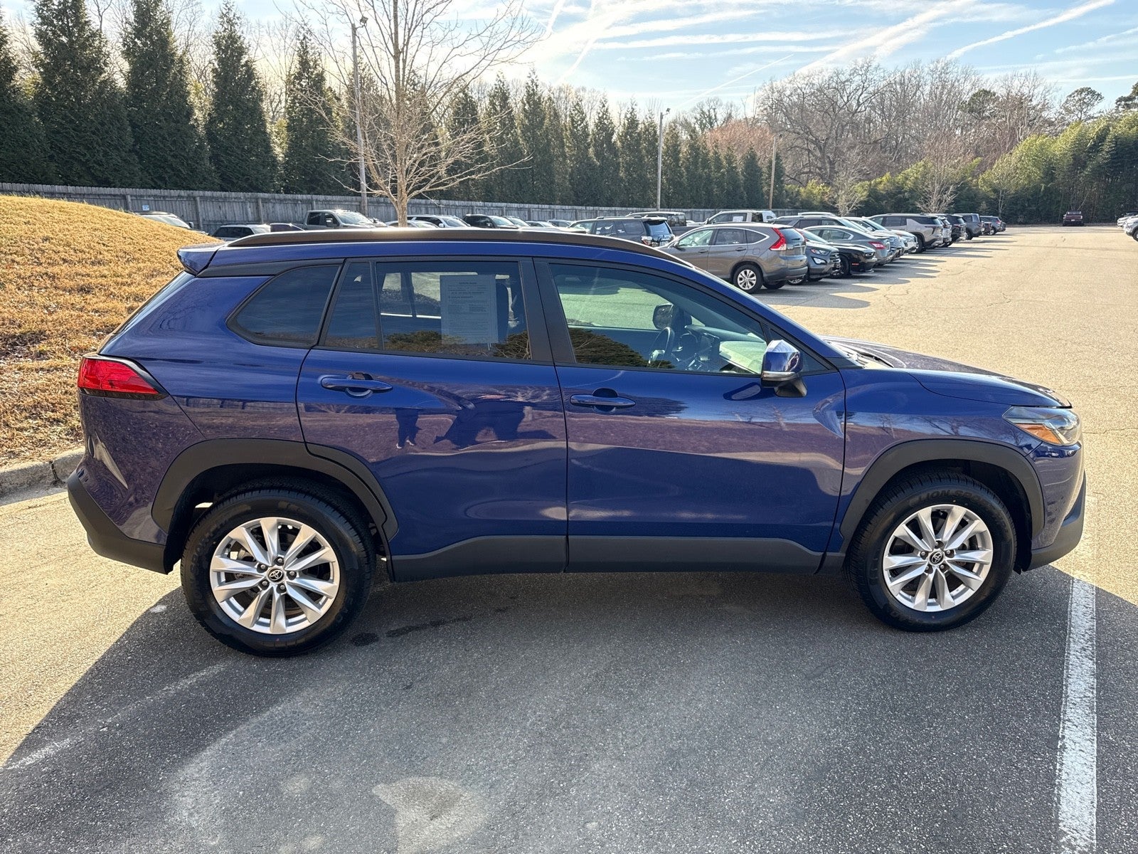 2022 Toyota Corolla Cross LE