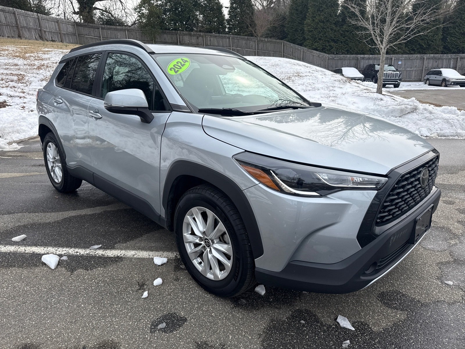 2024 Toyota Corolla Cross LE