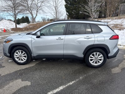 2024 Toyota Corolla Cross LE