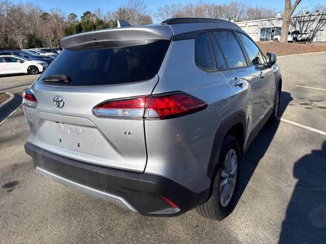 2024 Toyota Corolla Cross LE